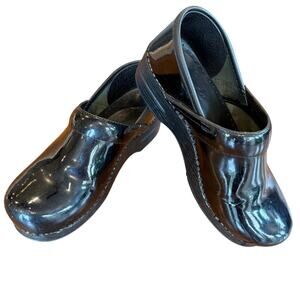 Dansko Professional Womens Clogs Black Patent Leather Shoes EU40 406020202 Nurse